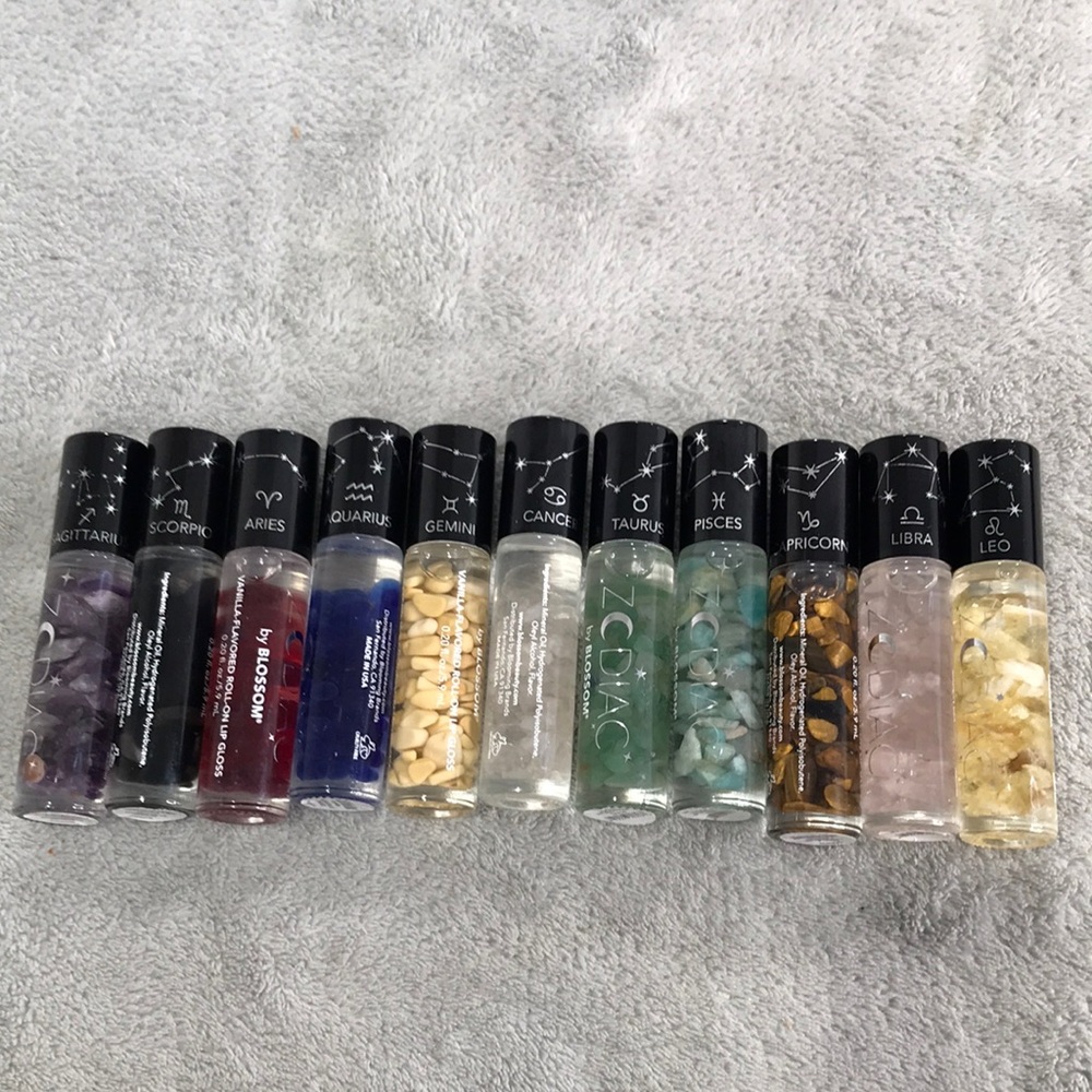 Blossom Vanilla Flavored Zodiac Lip Glasses Lot of 11